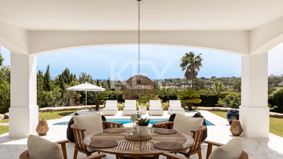 Andalusian Home with Sea Views and Effortless Indoor-Outdoor Living in Sotogrande