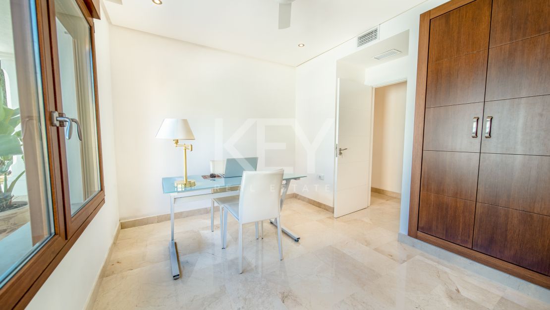 Elegant Villa with Sea Views in Benahavis, Marbella