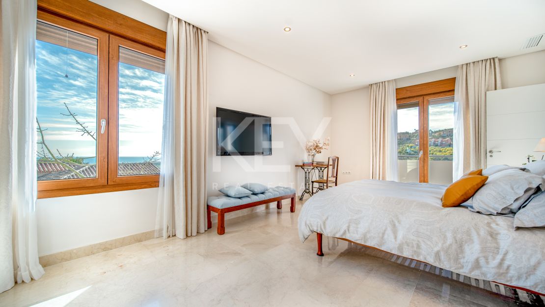 Elegant Villa with Sea Views in Benahavis, Marbella