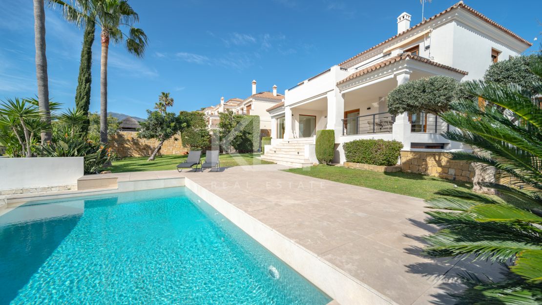 Elegant Villa with Sea Views in Benahavis, Marbella