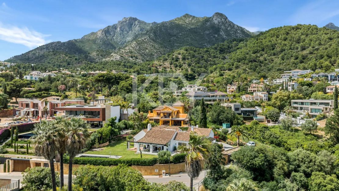 Charming House in Cascada de Camojan, Marbella Golden Mile
