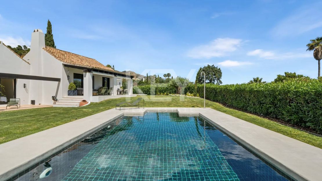 Charming House in Cascada de Camojan, Marbella Golden Mile