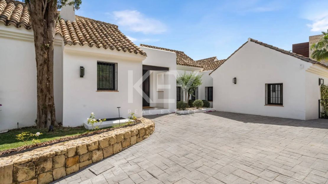 Charming House in Cascada de Camojan, Marbella Golden Mile