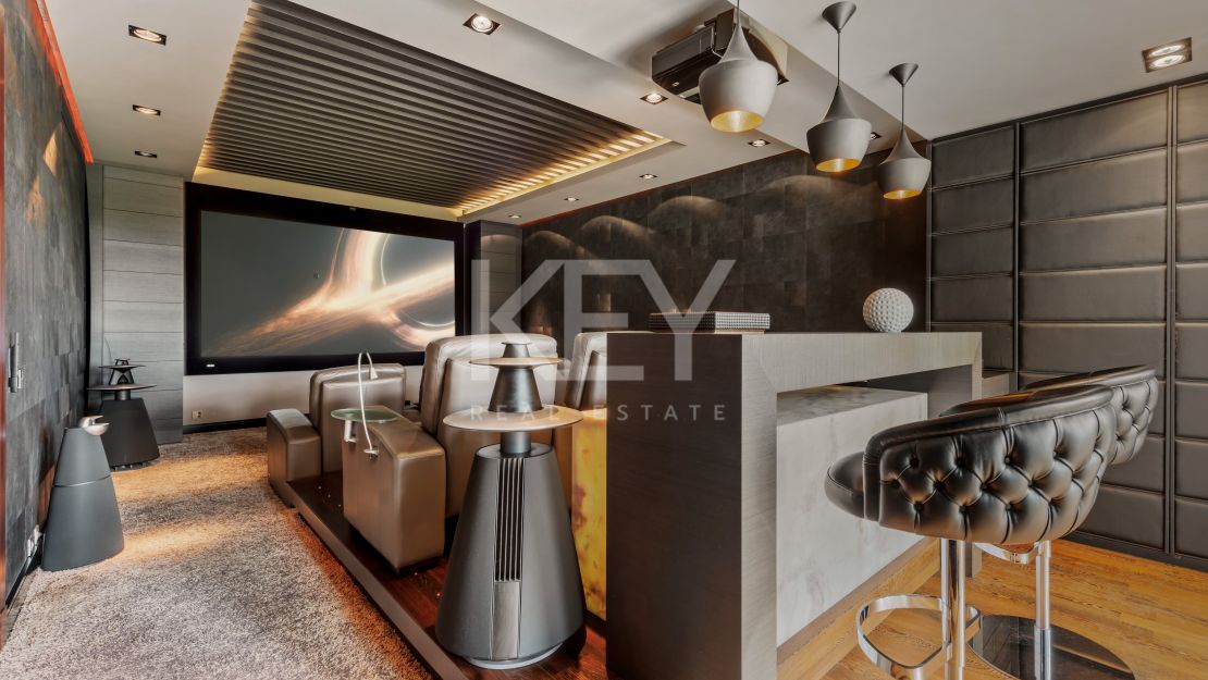 Private Villa with Mediterranean Views in Exclusive Area of La Zagaleta