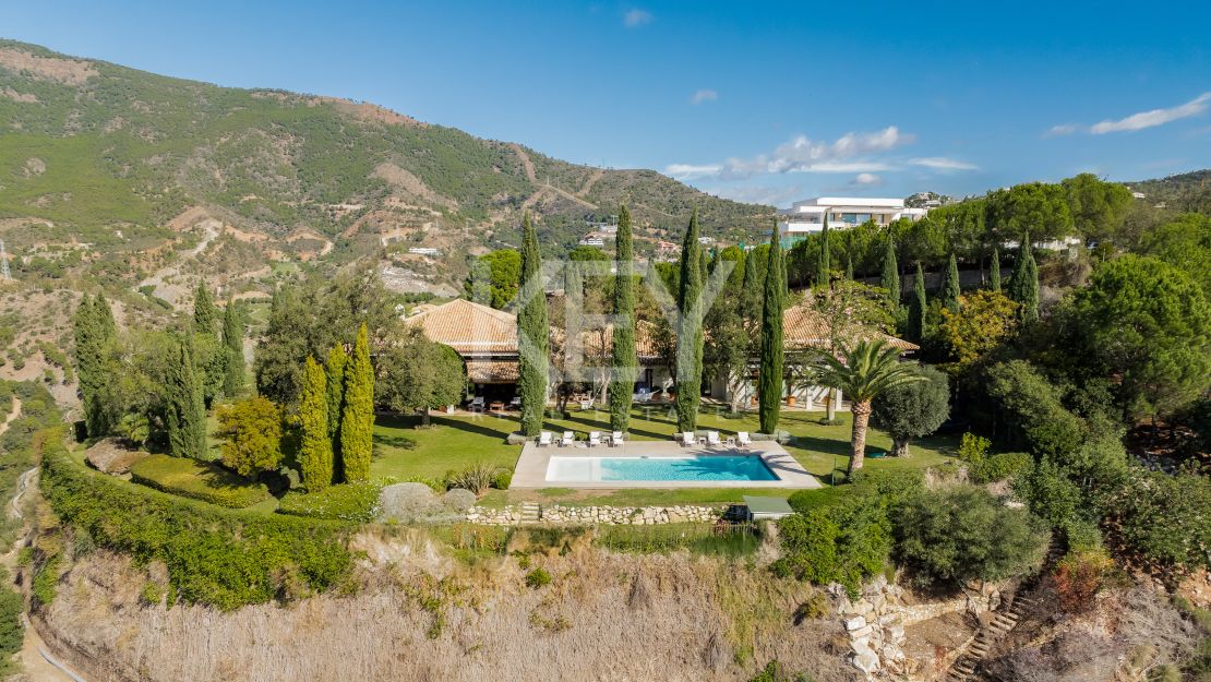Private Villa with Mediterranean Views in Exclusive Area of La Zagaleta