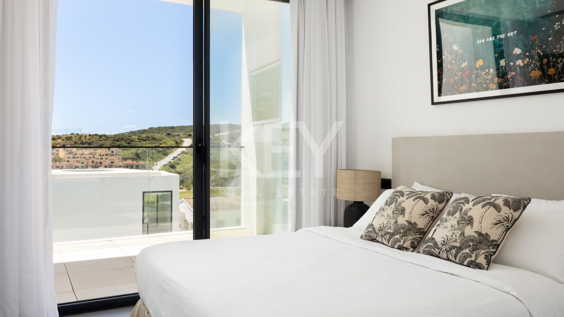 Contemporary Golf Villa Close to the Beach in Estepona