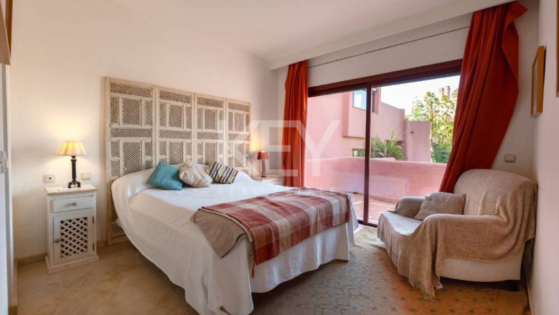 Duplex Penthouse in Prestigious Menara Beach, Estepona