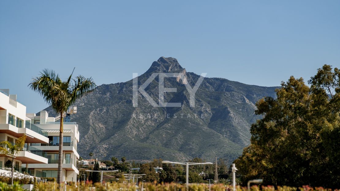 Luxury Apartment with Panoramic Sea Views and Private Pool in Benalus, Marbella Golden Mile