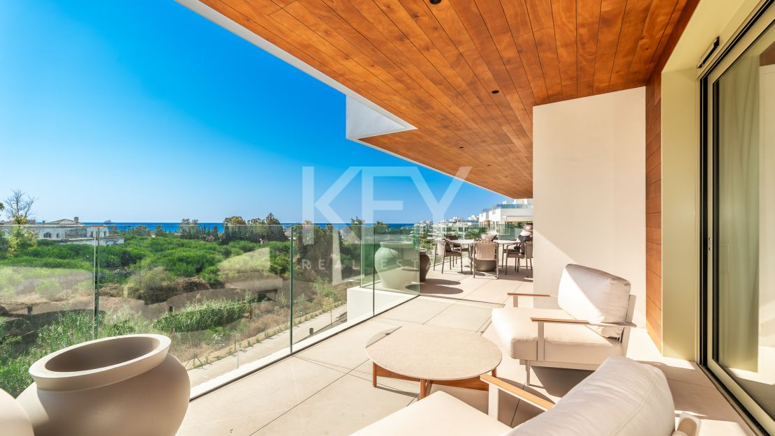 Luxury Apartment with Panoramic Sea Views and Private Pool in Benalus, Marbella Golden Mile