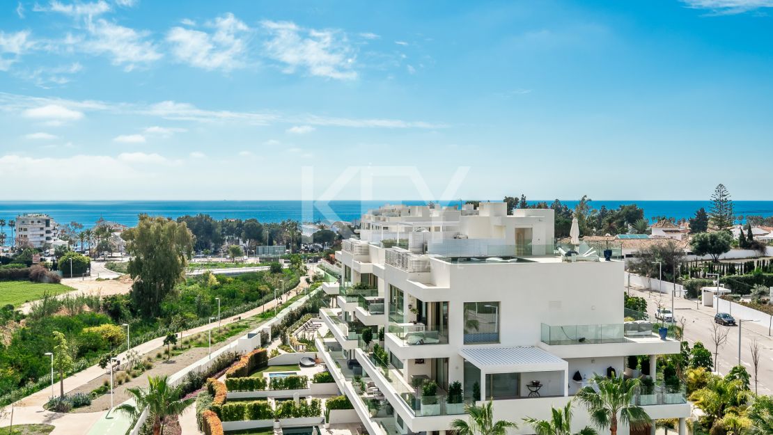 Modern Dúplex with Private Pool near the beach in Benalús, Marbella Golden Mile