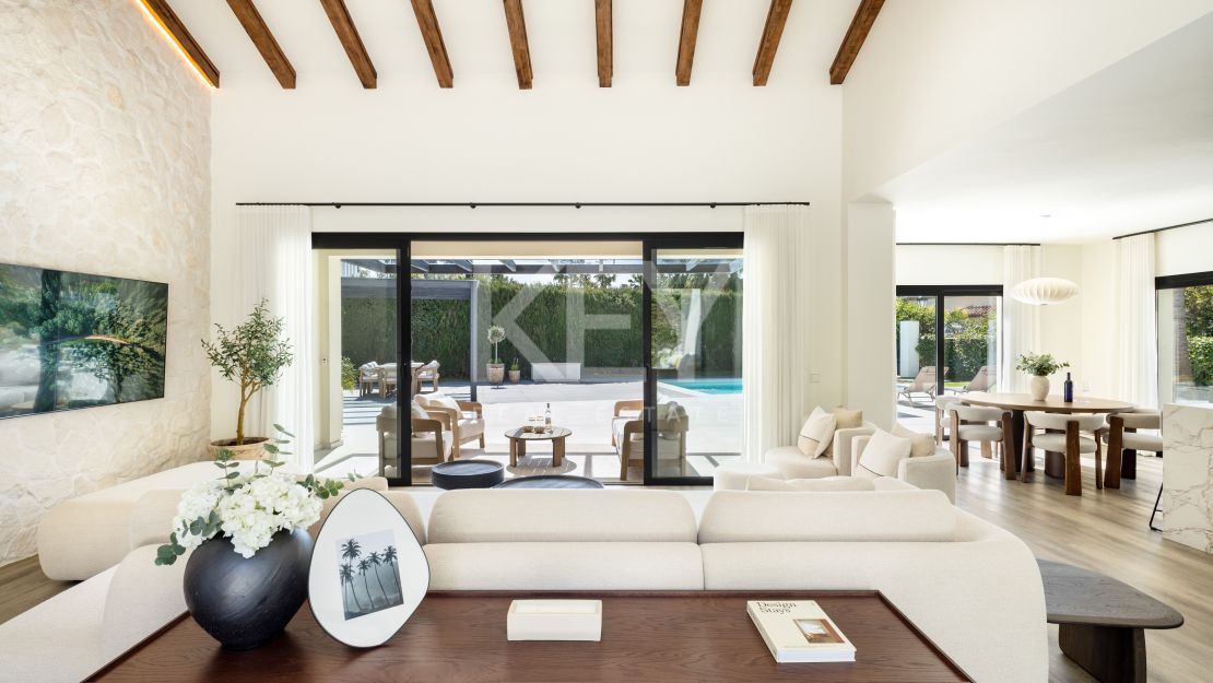 Amazing Beachside Villa in San Pedro, Marbella
