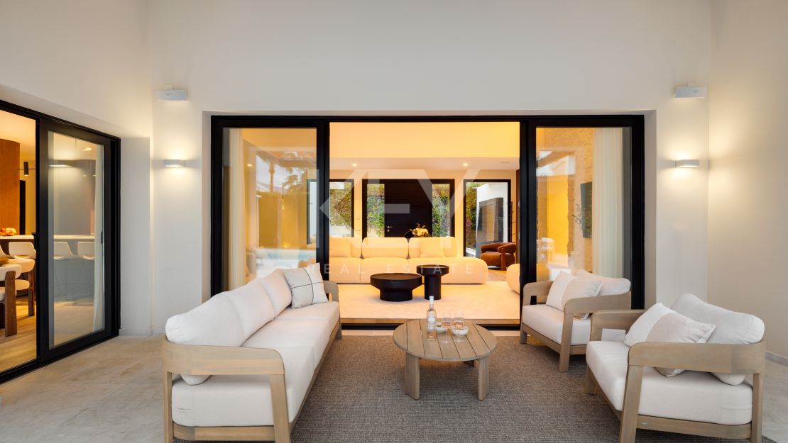 Amazing Beachside Villa in San Pedro, Marbella