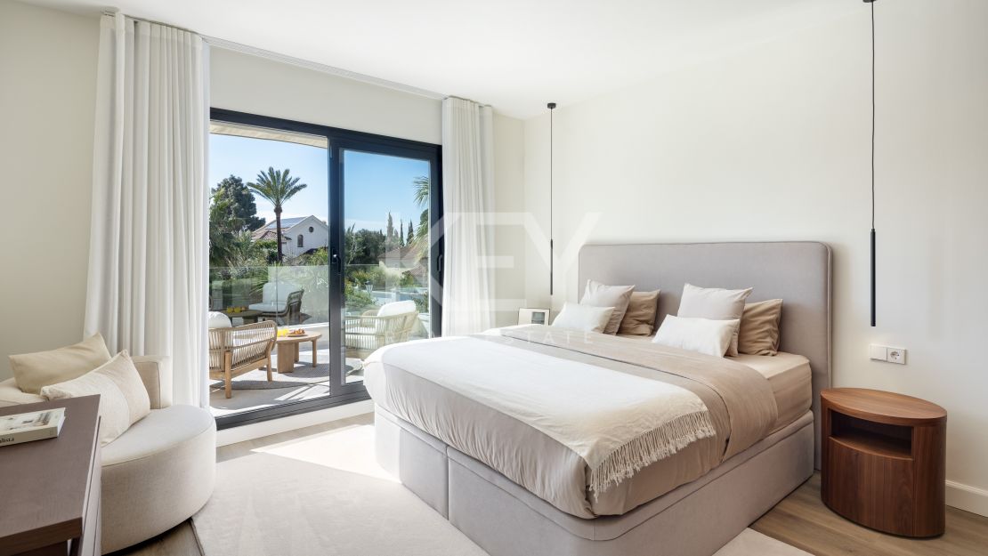 Amazing Beachside Villa in San Pedro, Marbella