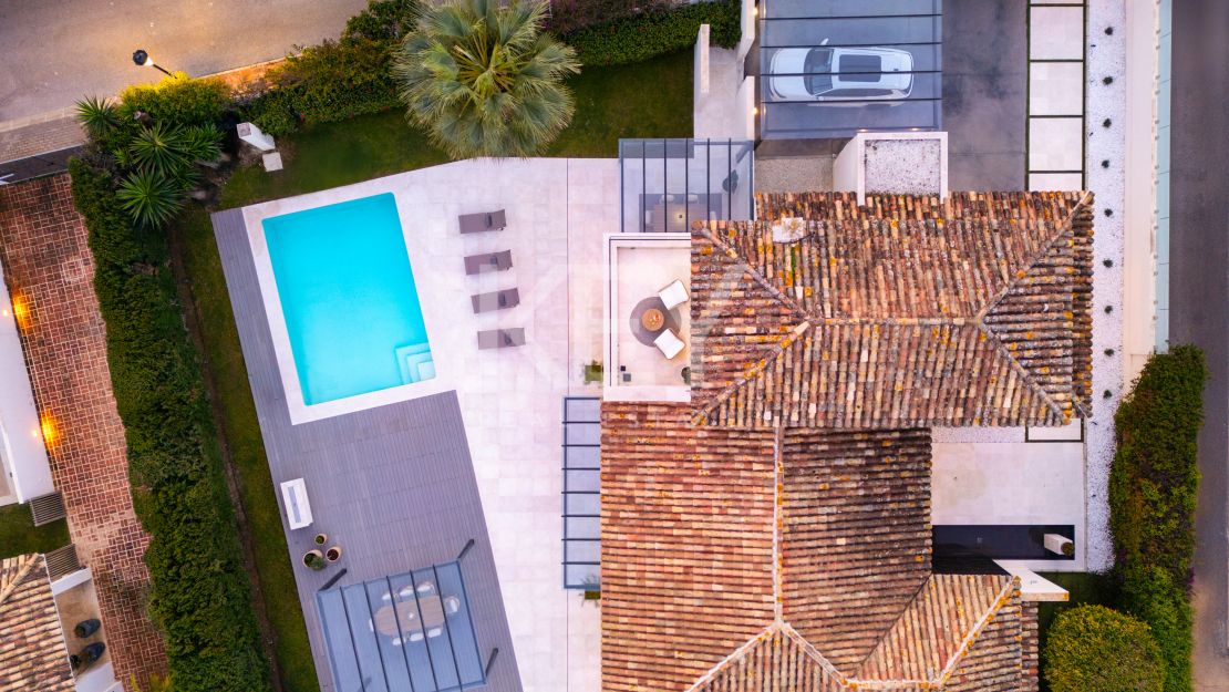 Amazing Beachside Villa in San Pedro, Marbella