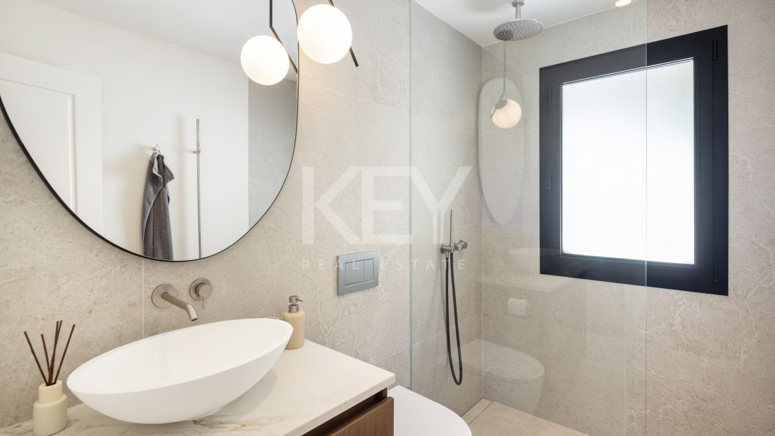 Amazing Beachside Villa in San Pedro, Marbella