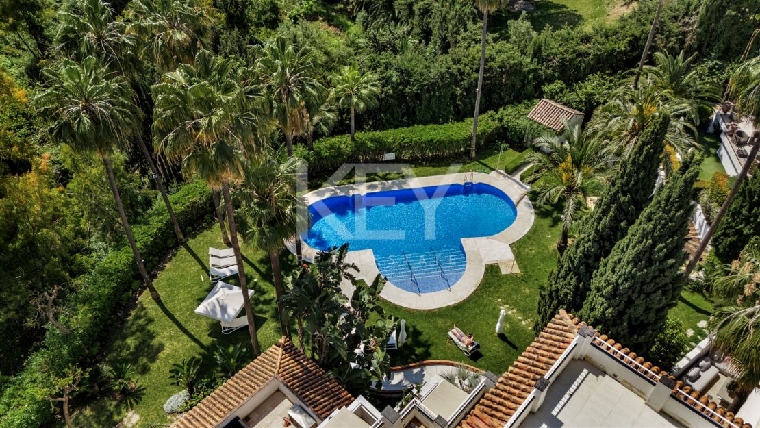 Stunning 3 Bedroom Apartment in Marbella Golden Mile