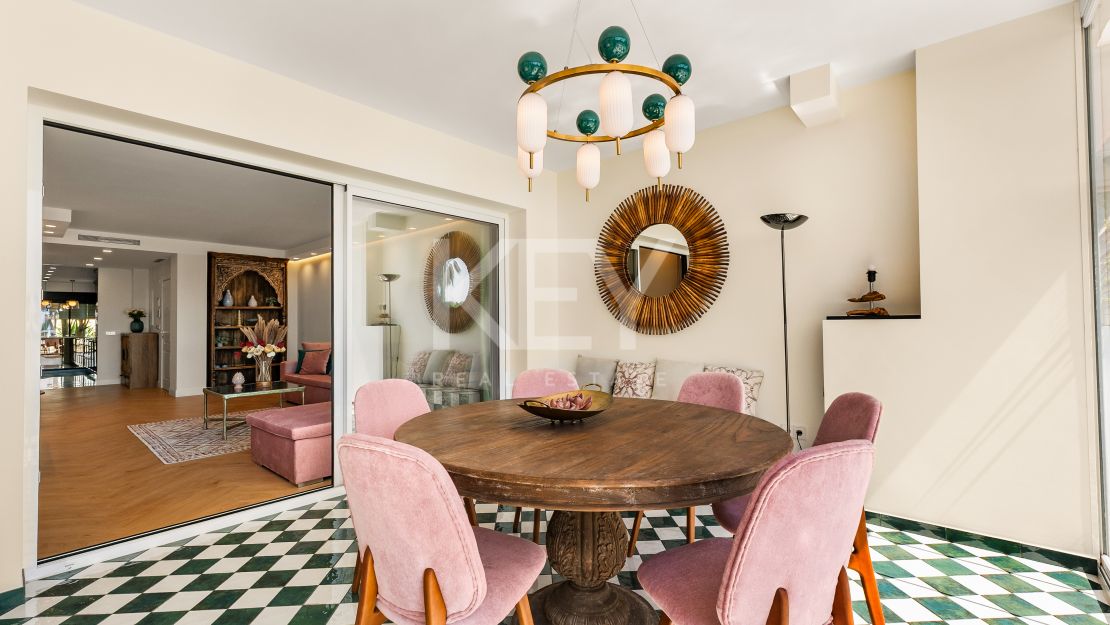 Stunning 3 Bedroom Apartment in Marbella Golden Mile