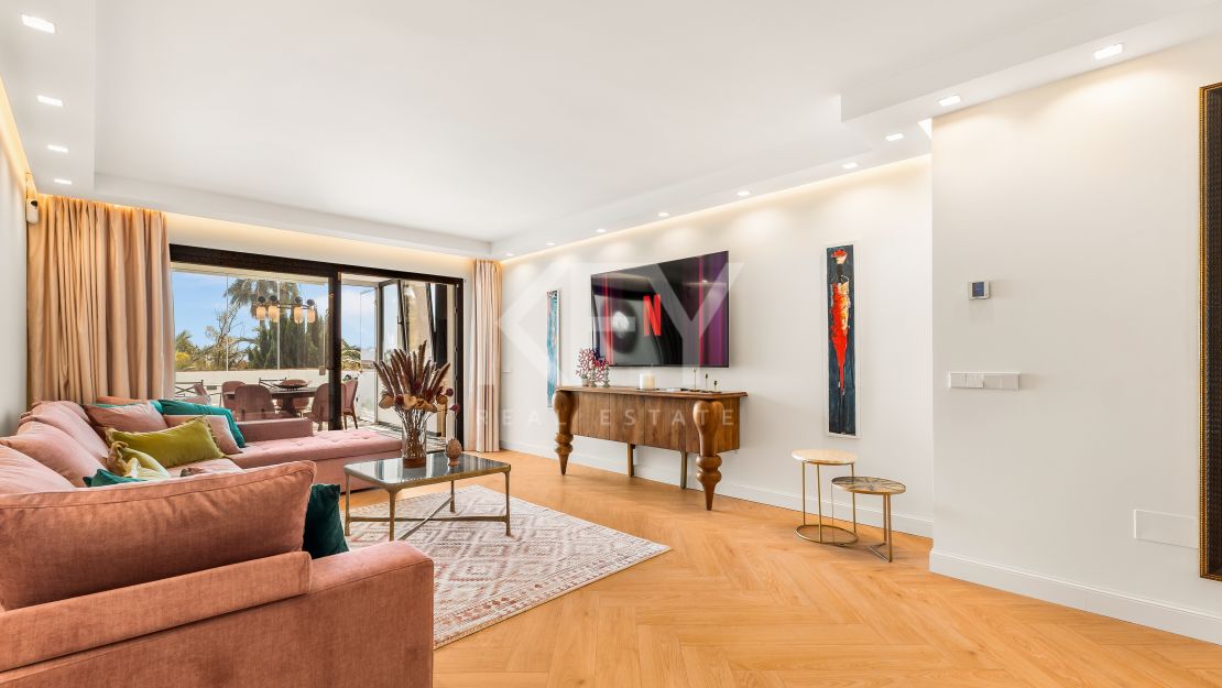 Stunning 3 Bedroom Apartment in Marbella Golden Mile
