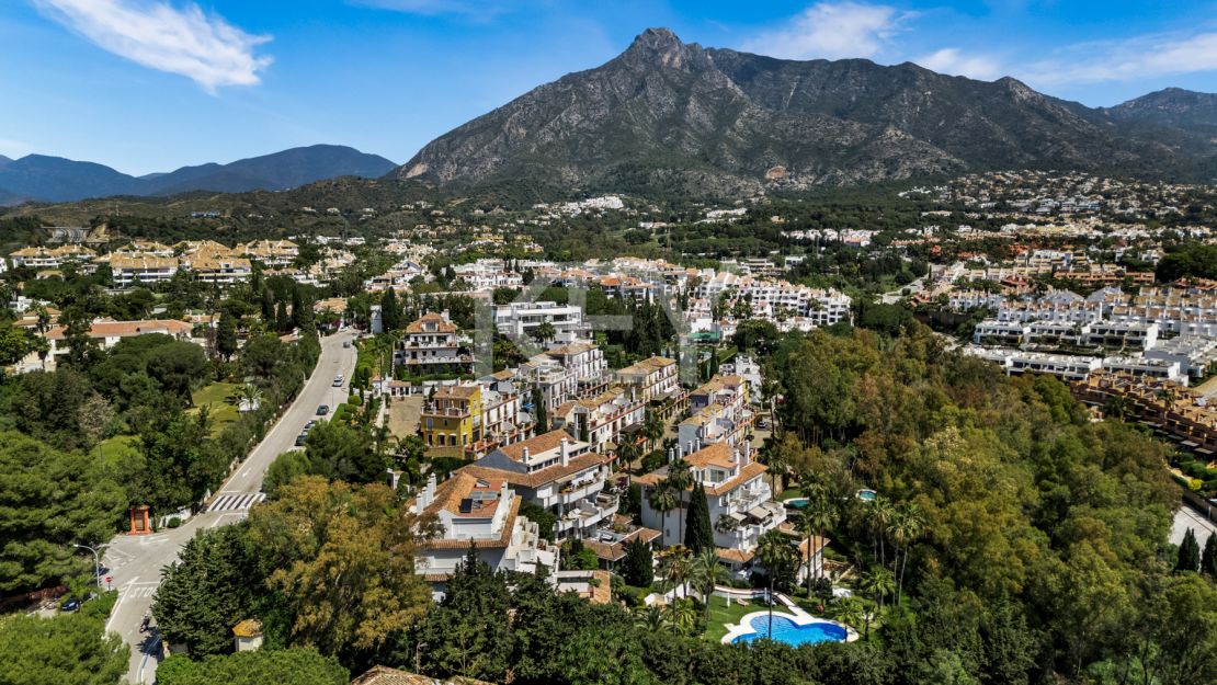 Stunning 3 Bedroom Apartment in Marbella Golden Mile