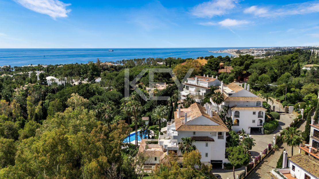 Stunning 3 Bedroom Apartment in Marbella Golden Mile