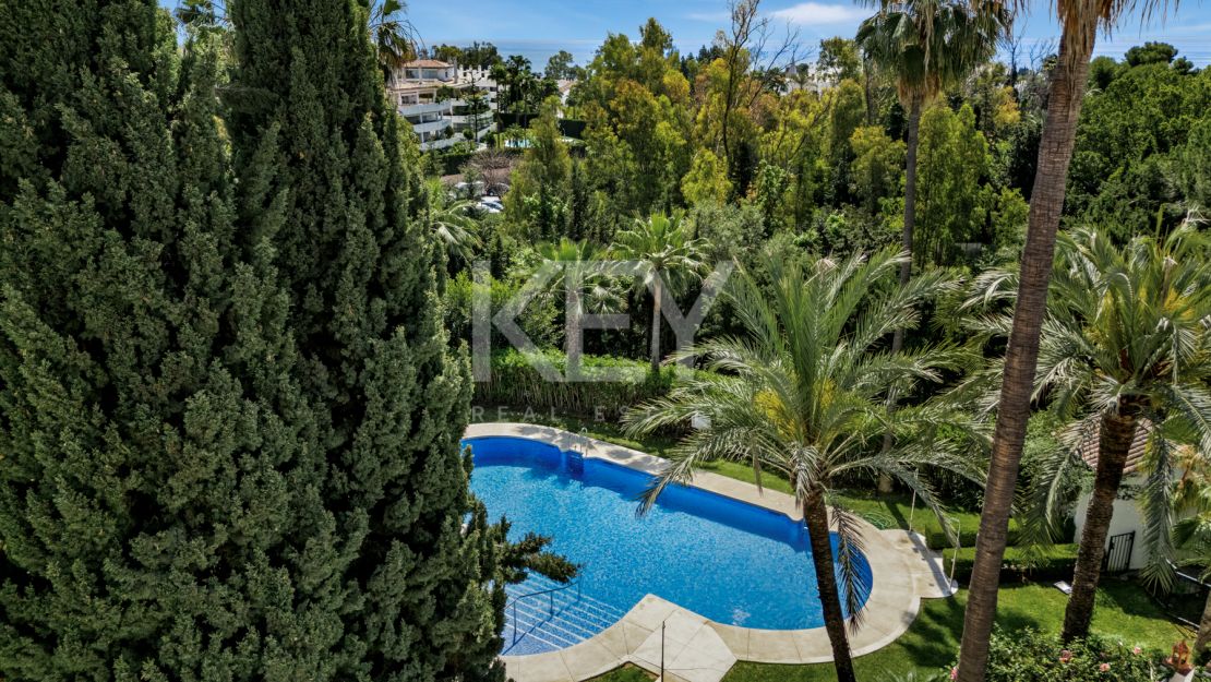 Stunning 3 Bedroom Apartment in Marbella Golden Mile