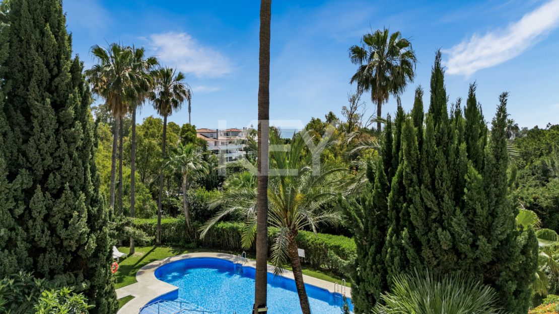 Stunning 3 Bedroom Apartment in Marbella Golden Mile