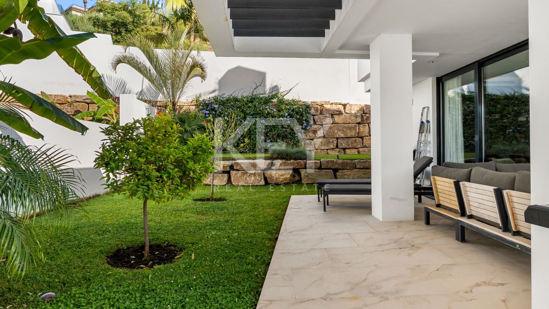 Modern 3 Bedroom Villa for Rent in Selwo, Estepona