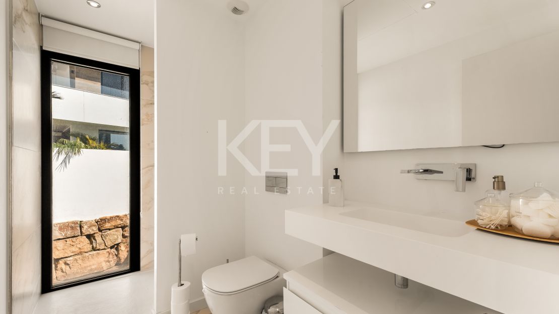 Modern 3 Bedroom Villa for Rent in Selwo, Estepona
