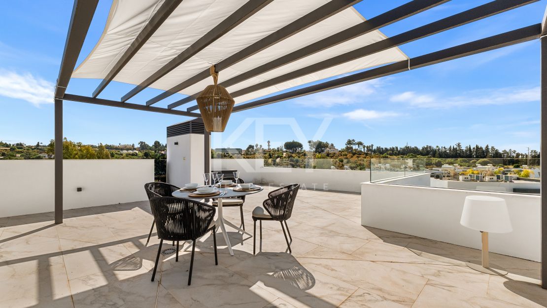 Modern 3 Bedroom Villa for Rent in Selwo, Estepona