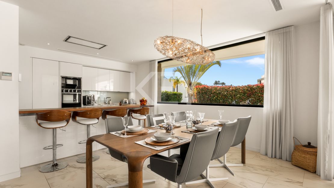 Modern 3 Bedroom Villa for Rent in Selwo, Estepona
