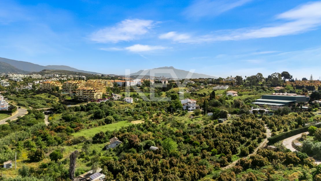 Modern 3 Bedroom Villa for Rent in Selwo, Estepona