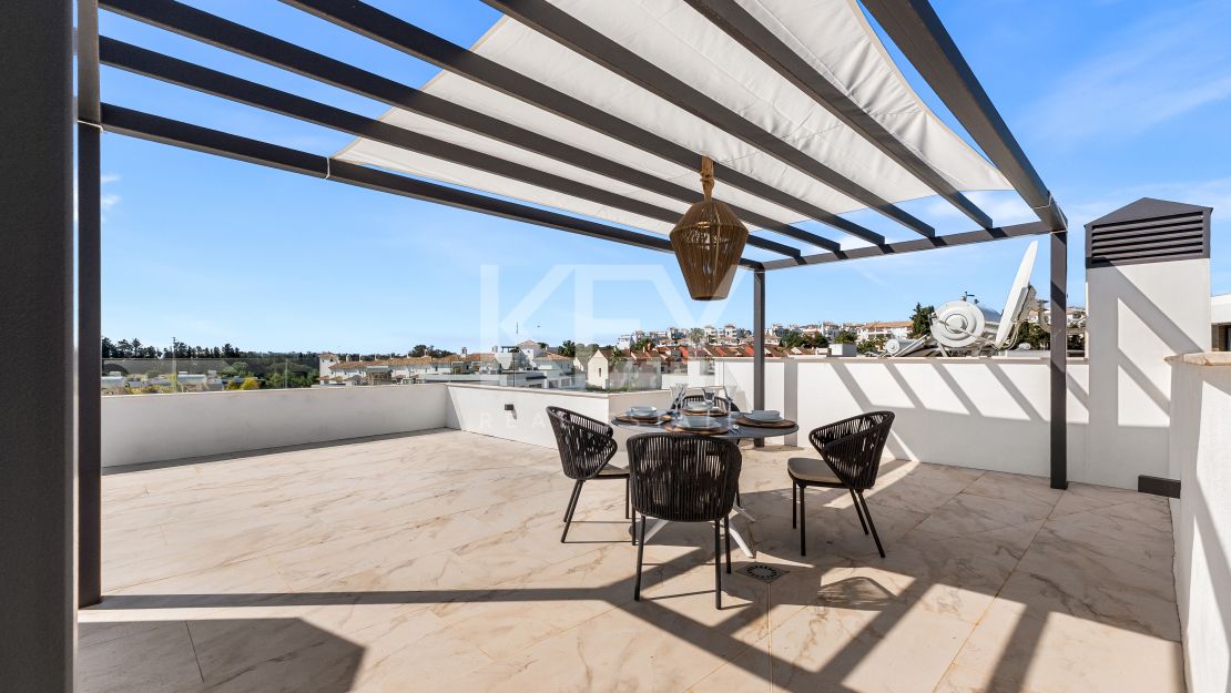 Modern 3 Bedroom Villa for Rent in Selwo, Estepona
