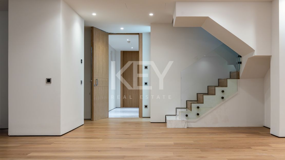 Stunning 4-Bedroom Ground Floor Apartment in Epic Phase 3, Marbella Golden Mile