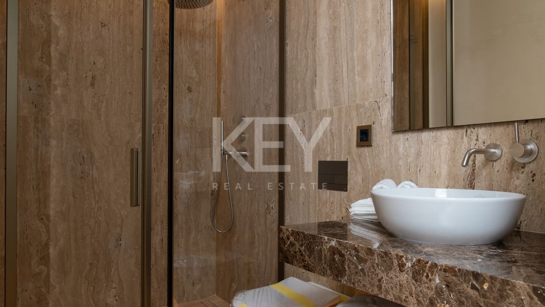 Stunning 4-Bedroom Ground Floor Apartment in Epic Phase 3, Marbella Golden Mile