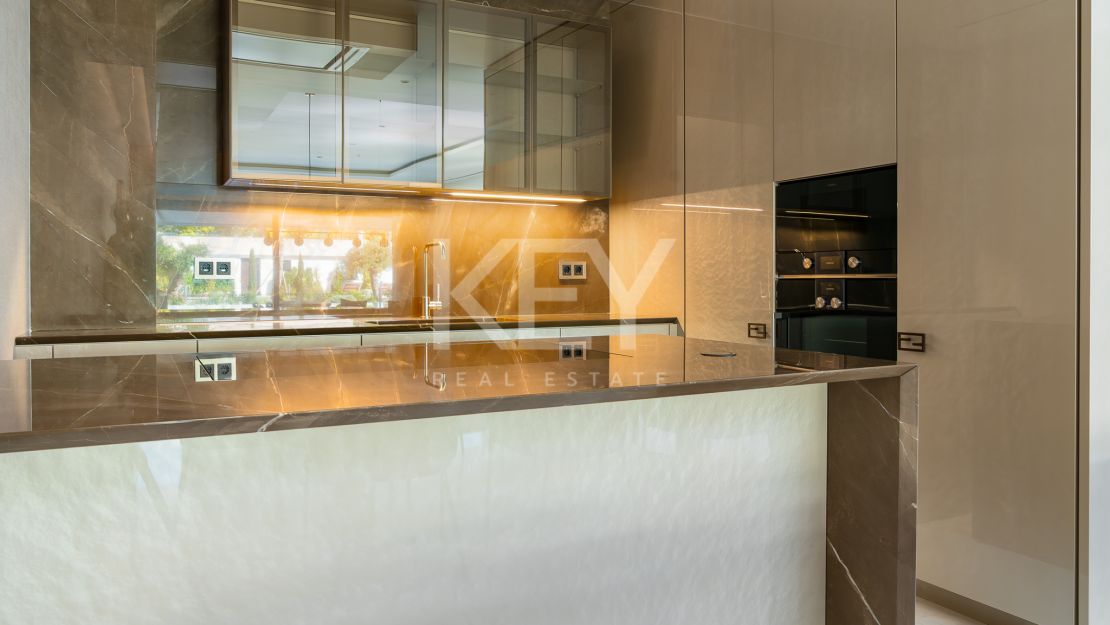 Stunning 4-Bedroom Ground Floor Apartment in Epic Phase 3, Marbella Golden Mile