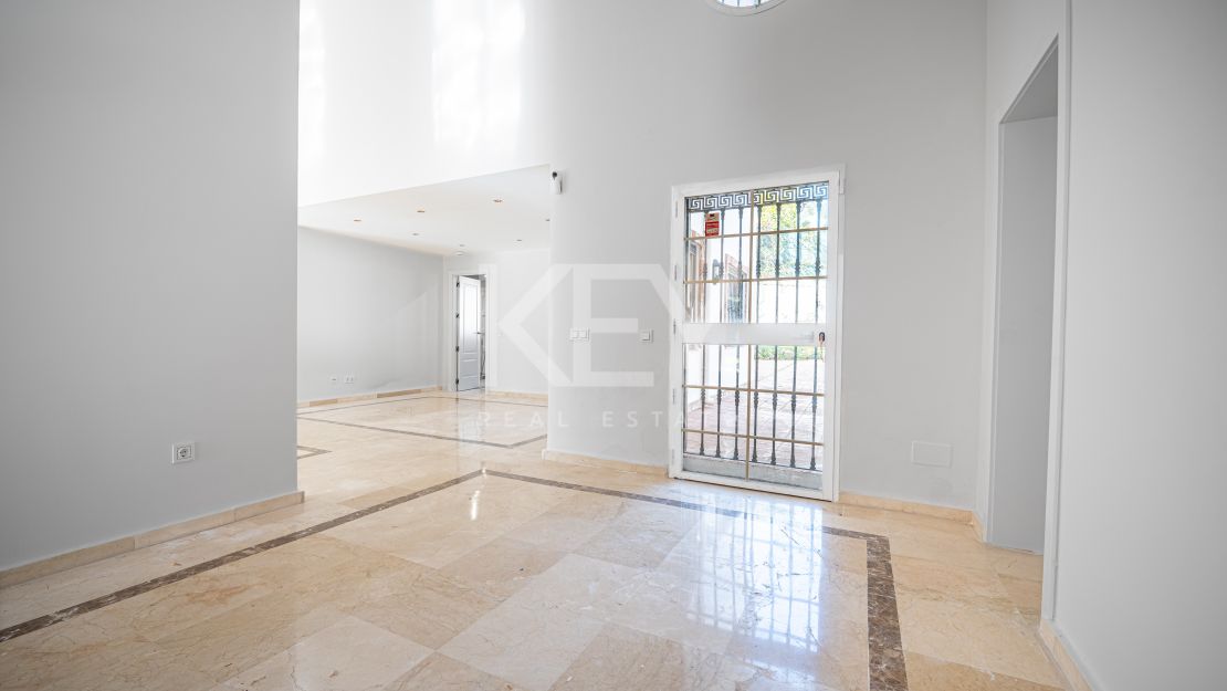 Charming Golf Side Villa in Las Brisas, Nueva Andalucia, Marbella