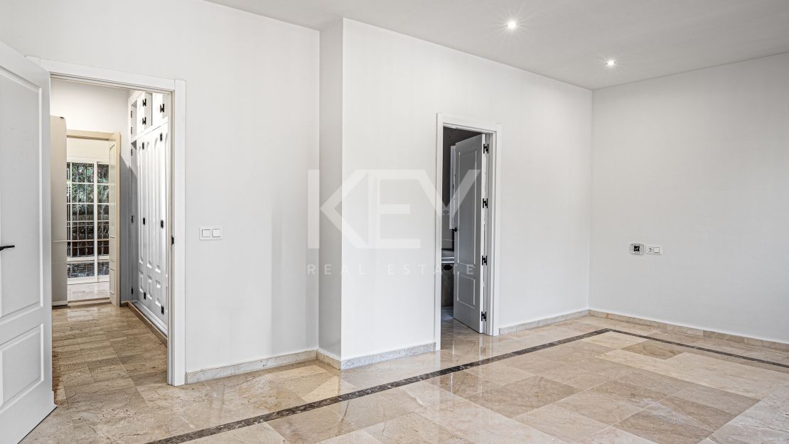 Charming Golf Side Villa in Las Brisas, Nueva Andalucia, Marbella