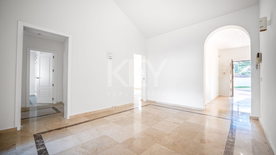 Charming Golf Side Villa in Las Brisas, Nueva Andalucia, Marbella