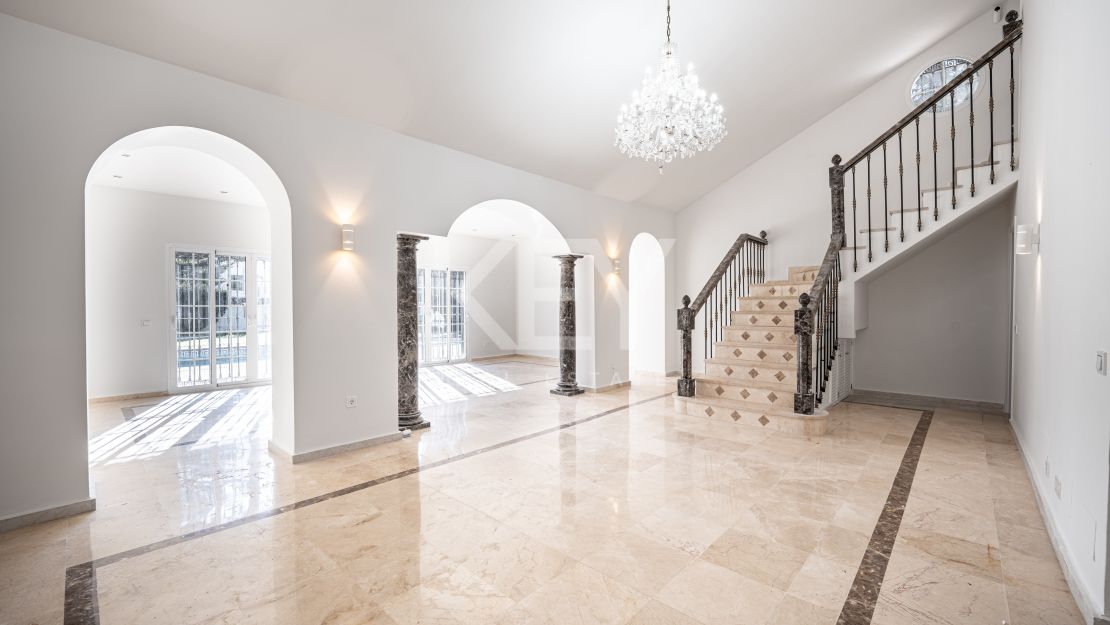 Charming Golf Side Villa in Las Brisas, Nueva Andalucia, Marbella