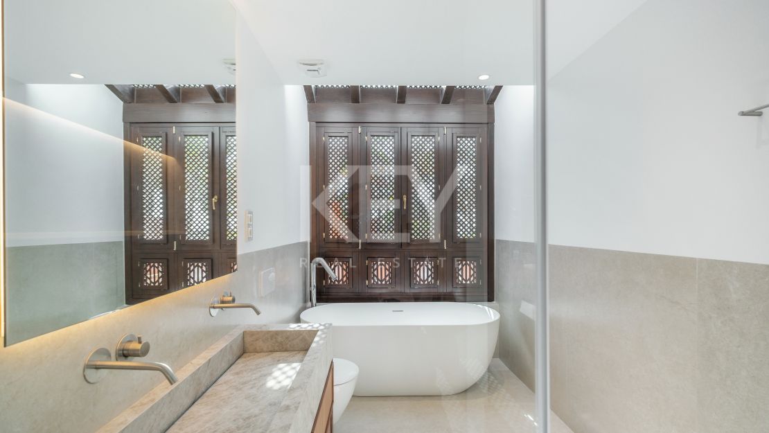 Fully renovated luxury townhouse on the Golden Mile, Marbella