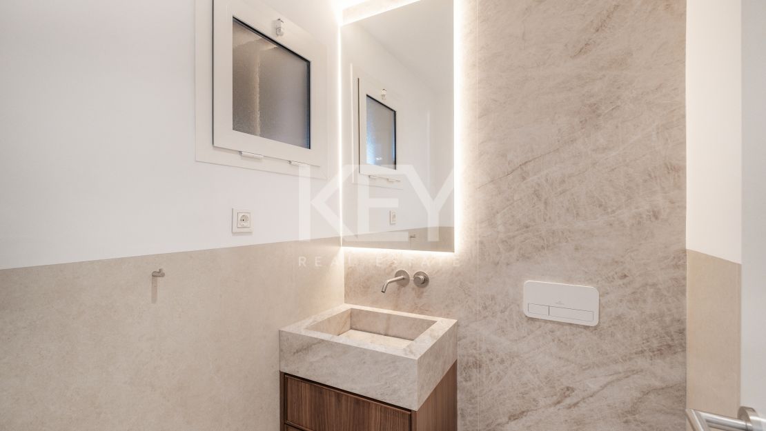 Fully renovated luxury townhouse on the Golden Mile, Marbella