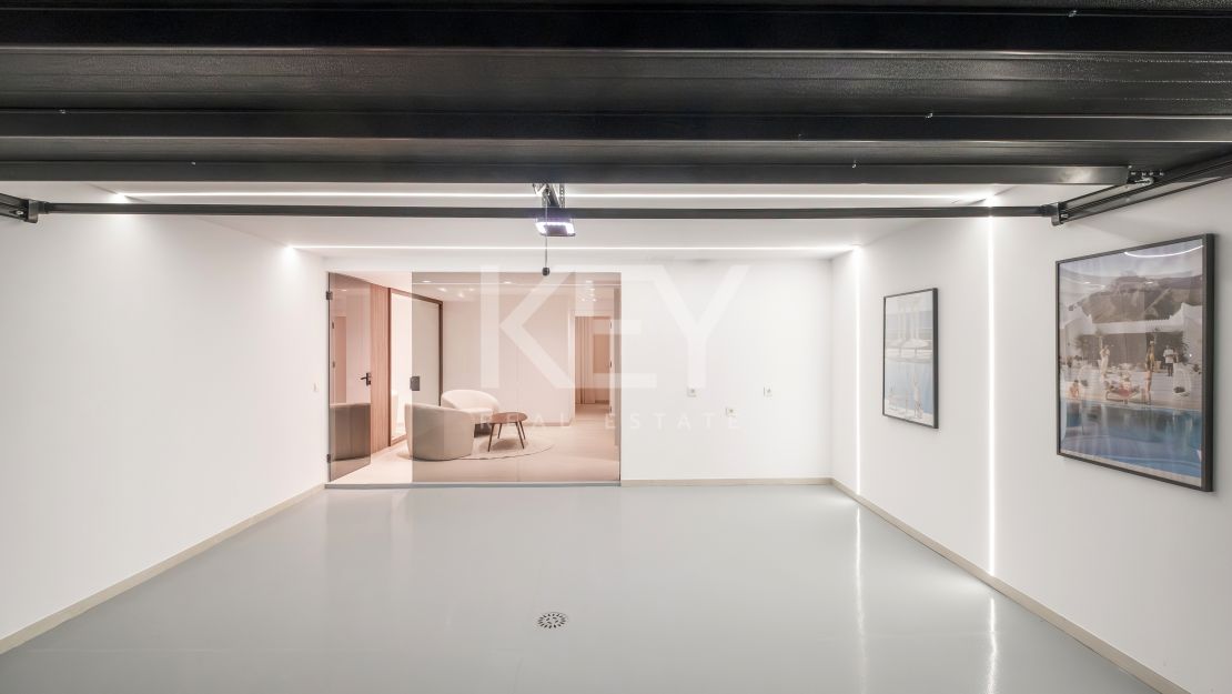 Fully renovated luxury townhouse on the Golden Mile, Marbella