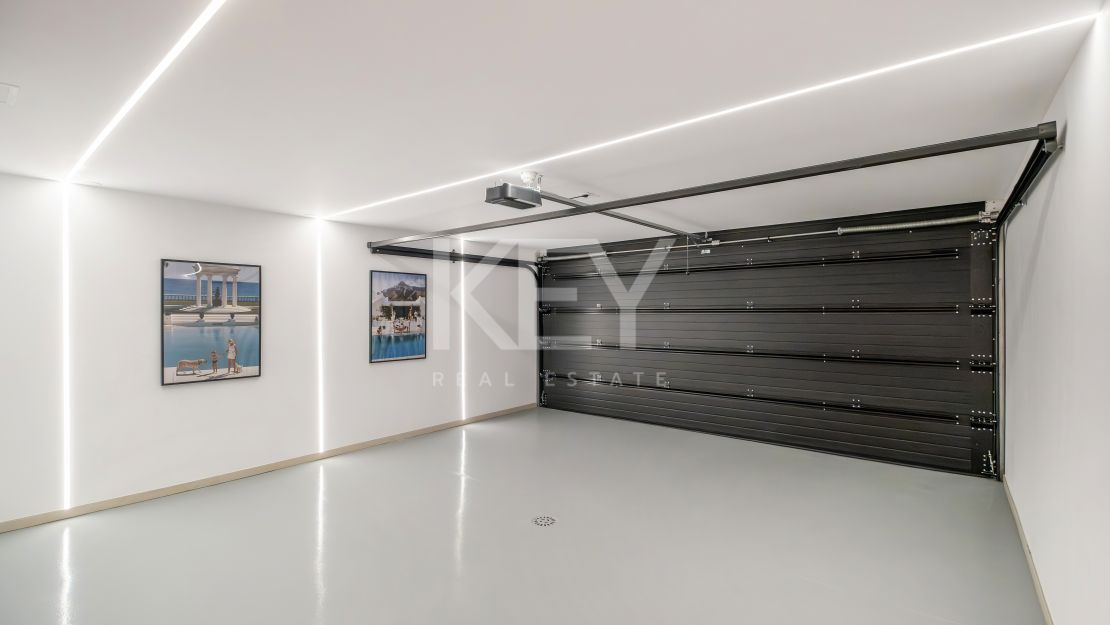 Fully renovated luxury townhouse on the Golden Mile, Marbella