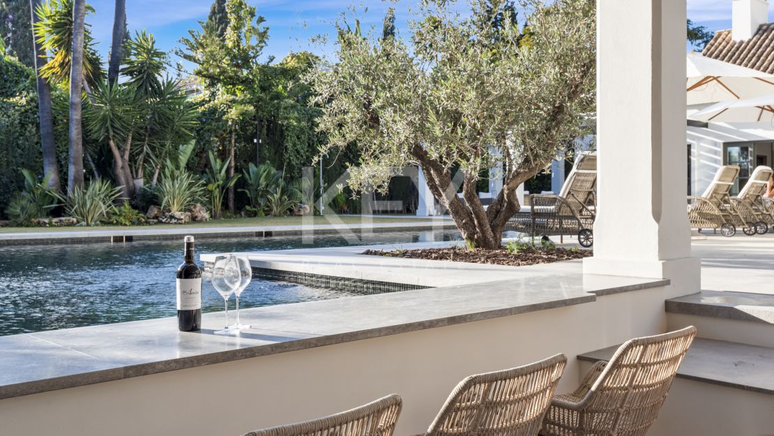 Luxury villa for sale in Nueva Andalucía, Marbella
