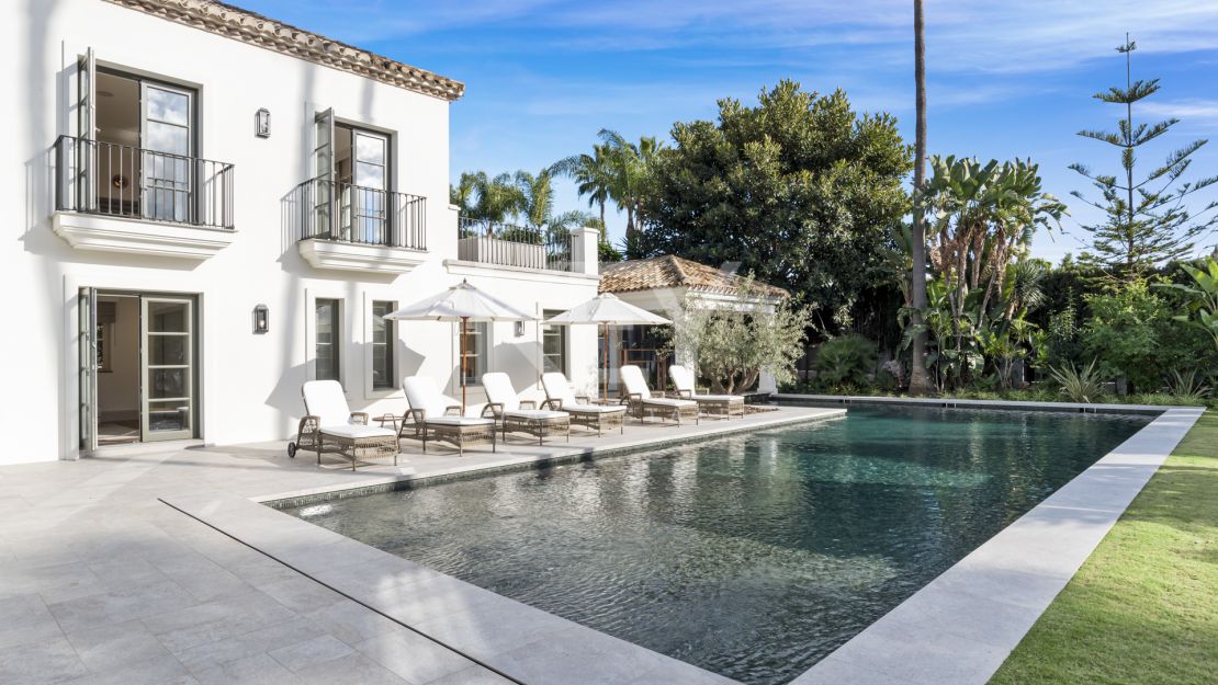 Luxury villa for sale in Nueva Andalucía, Marbella