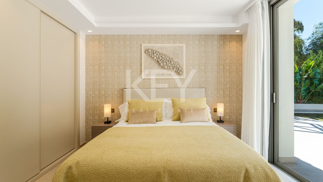 Elegant Villa in La Cerquilla, Nueva Andalucía