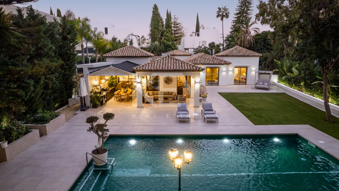 Elegant Villa in La Cerquilla, Nueva Andalucía