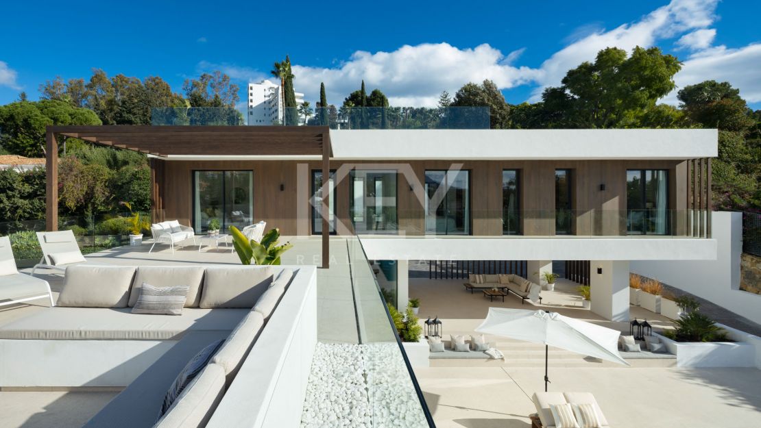 Contemporary Newly Built Luxury Villa in El Paraiso, Estepona
