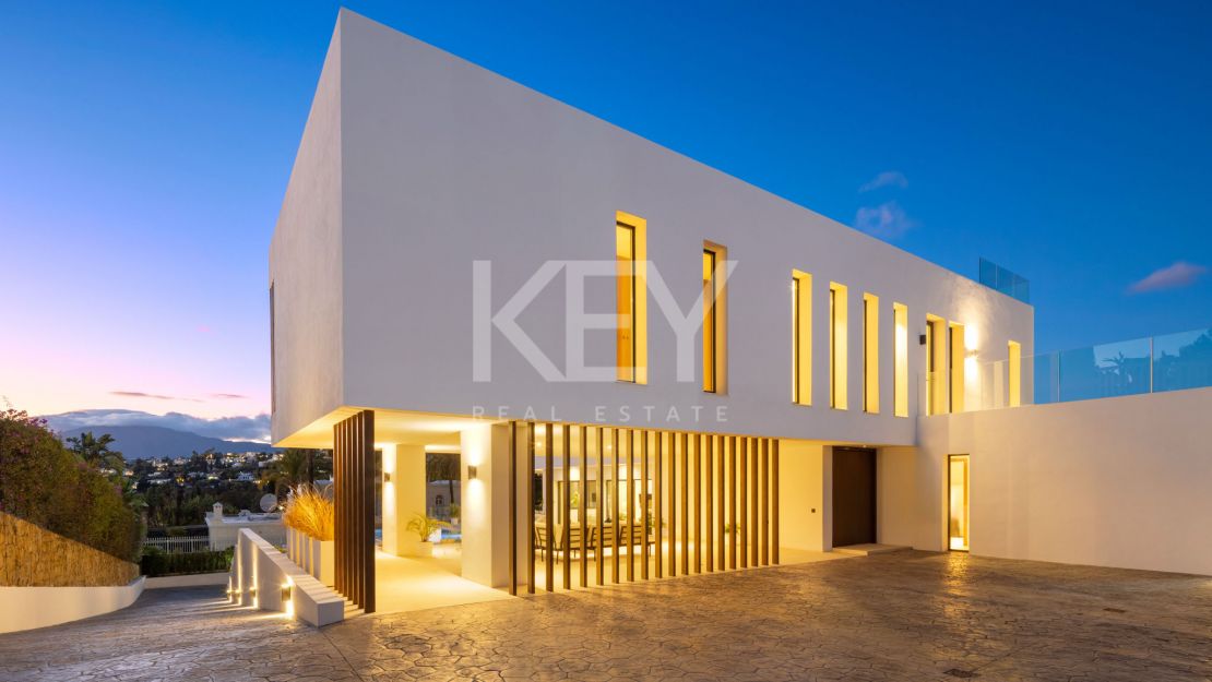 Contemporary Newly Built Luxury Villa in El Paraiso, Estepona