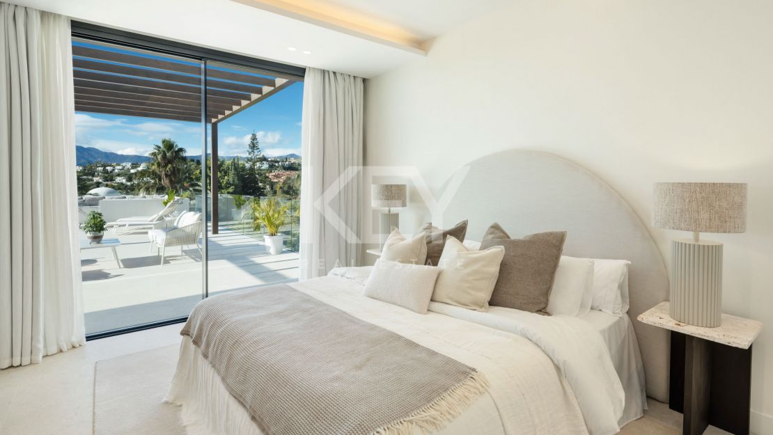 Contemporary Newly Built Luxury Villa in El Paraiso, Estepona
